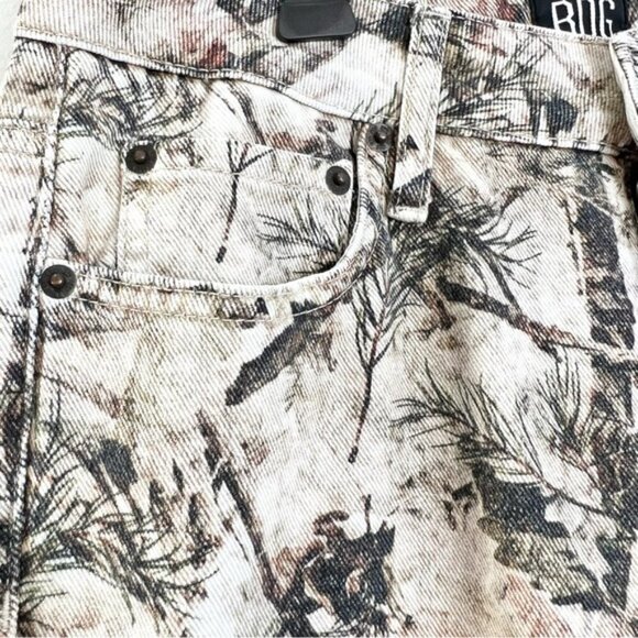 BDG Urban Outfitters slim straight high rise pine cone camouflage jeans 27 - Picture 9 of 12
